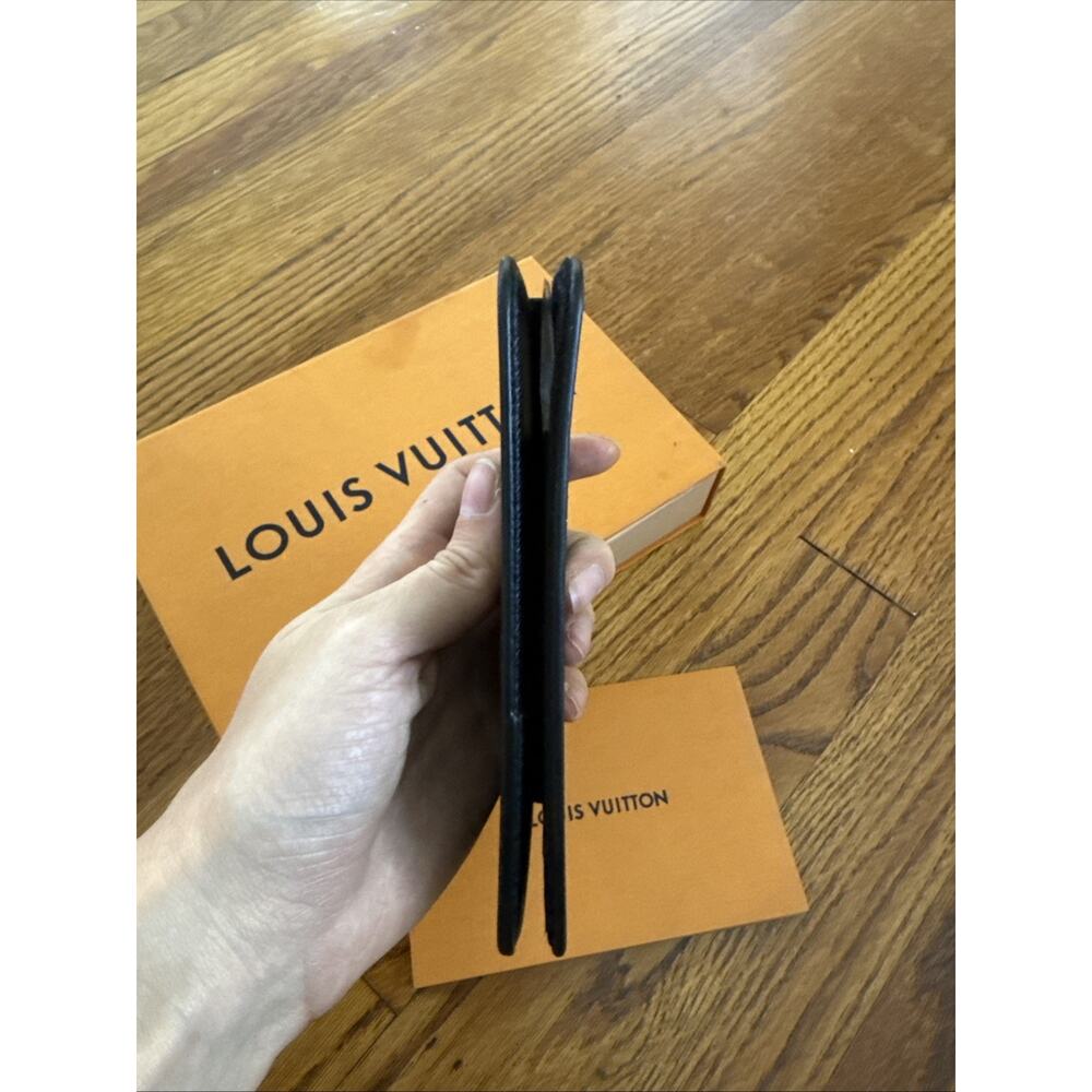 Authentic Louis Vuitton iPhone X Monogram Black & Gray Folio Case BC0158 - Picture 5 of 12